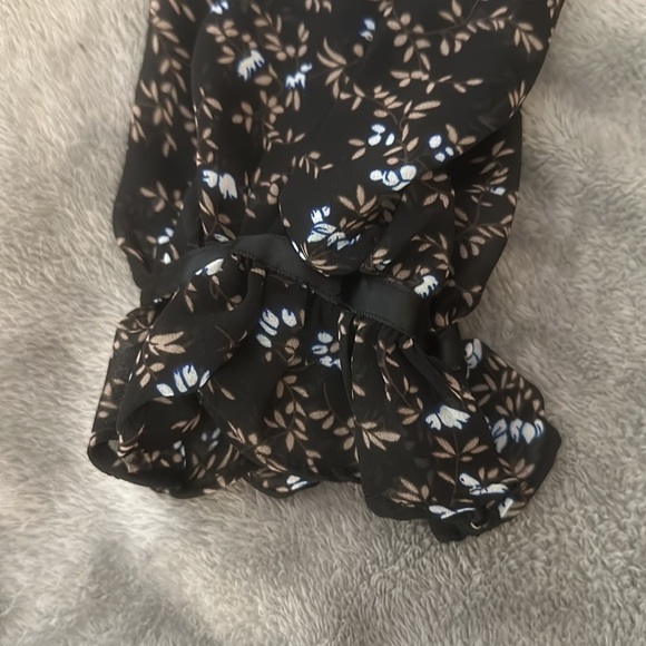 Pieces Chiffon Blouse with Tie Neck - Black Ditsy Floral - Size XL - Picture 4 of 8